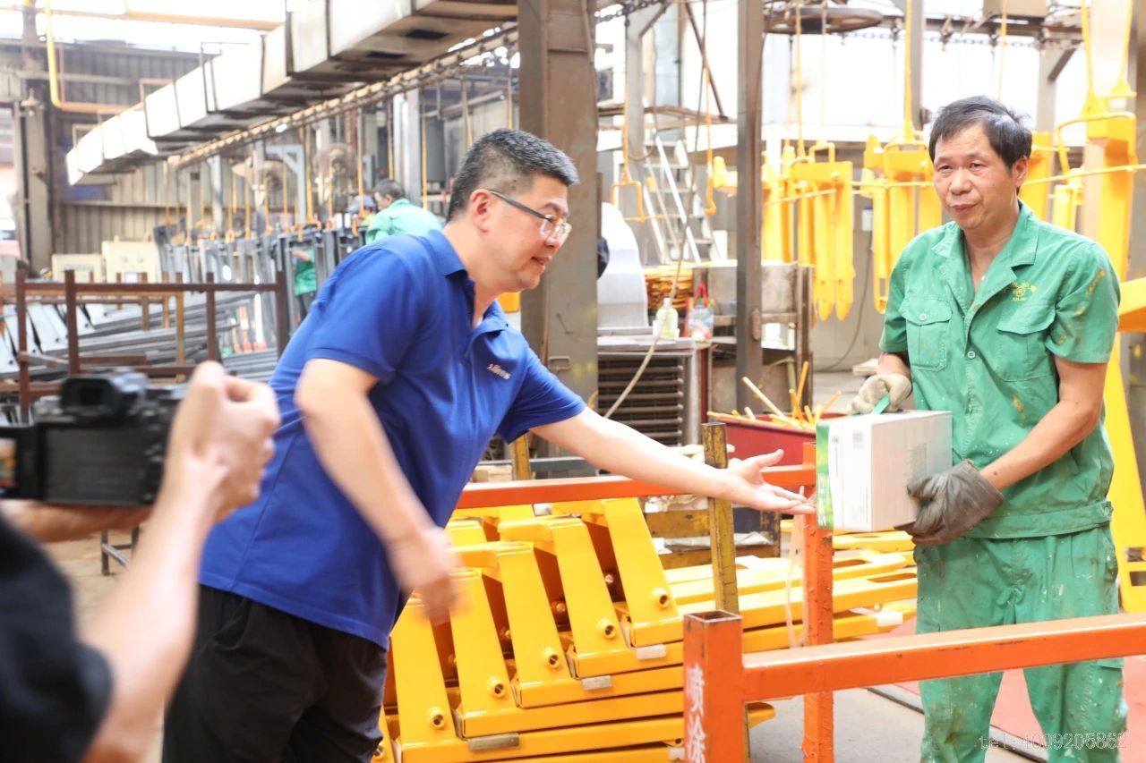 公司領(lǐng)導(dǎo)深入一線慰問員工，傳遞溫暖關(guān)懷(圖3)